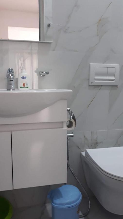Luxury Dennis Home Sarandë Eksteriør bilde
