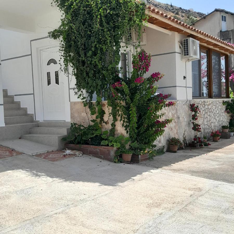Luxury Dennis Home Sarandë Eksteriør bilde