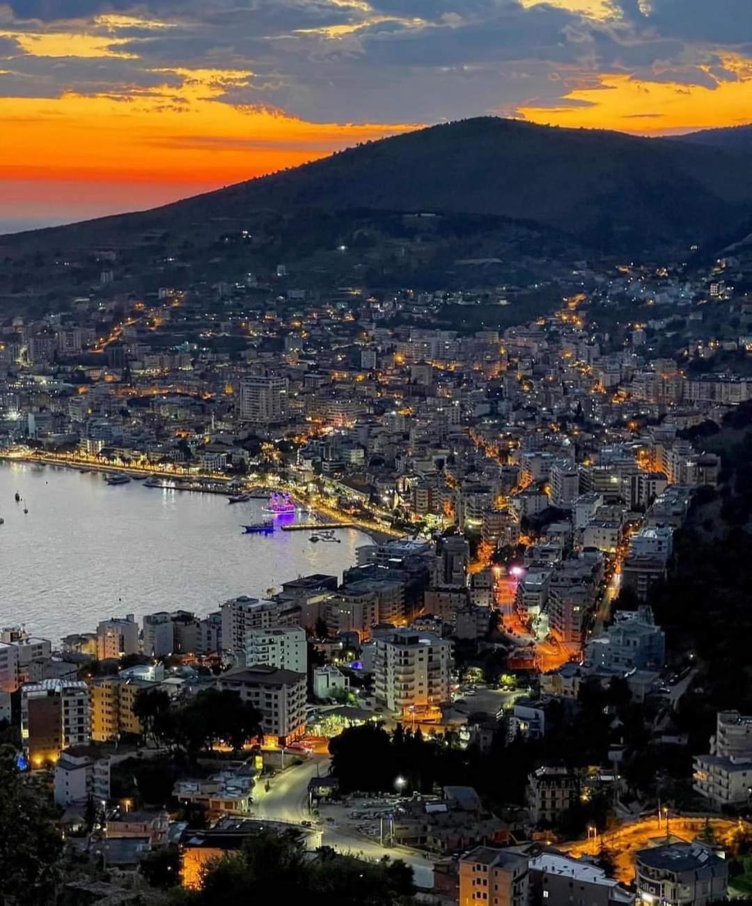 Luxury Dennis Home Sarandë Eksteriør bilde